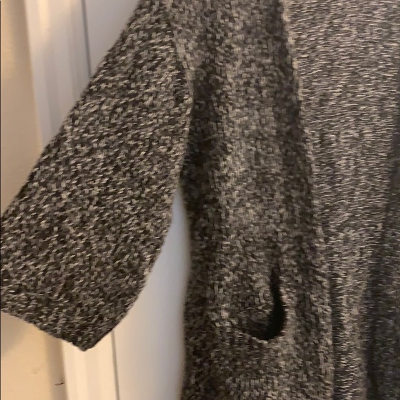 Cropped sleeve cardigan - Picture 3 of 3